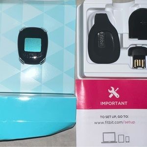 FIT BIT ZIP WIRELESS ACTIVITY TRACKER Never Used - No Box